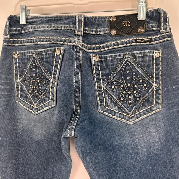 Miss Me JP5129 Boot Cut Fleur De Lis Embellished Jeans Size 30 - Image 3