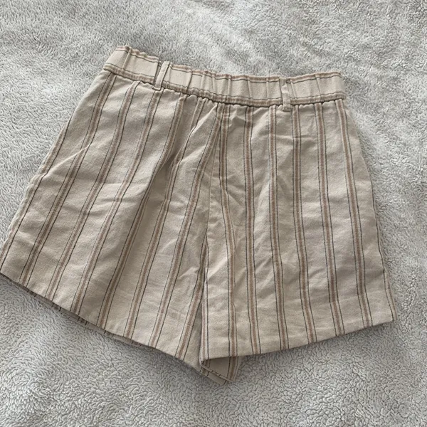 🌸Zara | Tan Striped Shorts - Image 3