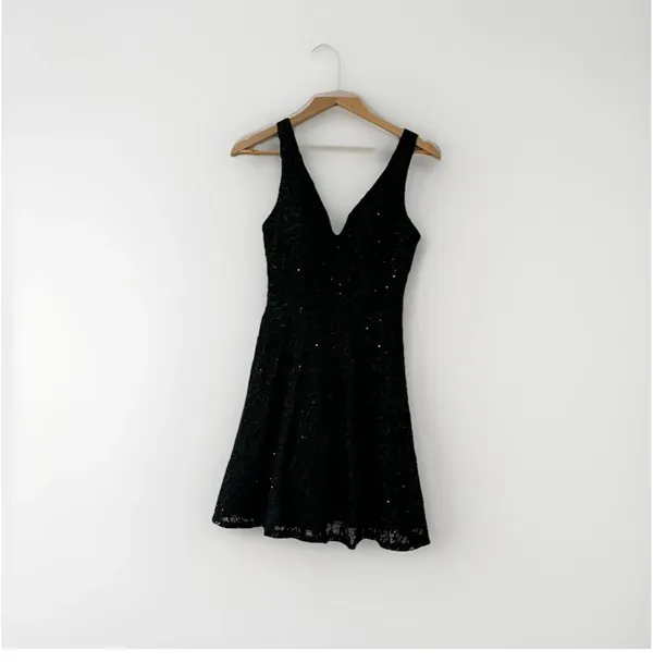 City Triangles Y2K Black Fit & Flare Homecoming Dress V-Neck Cutout Strappy Size 5 - Image 6