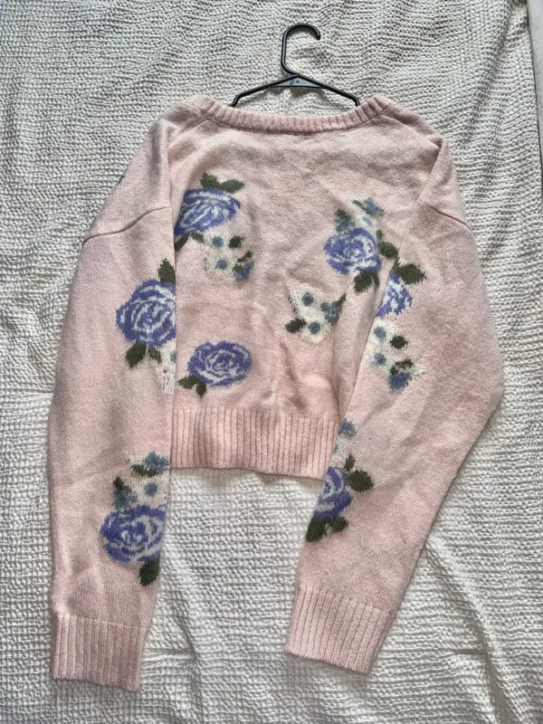 Forever 21 Sweater - Image 3