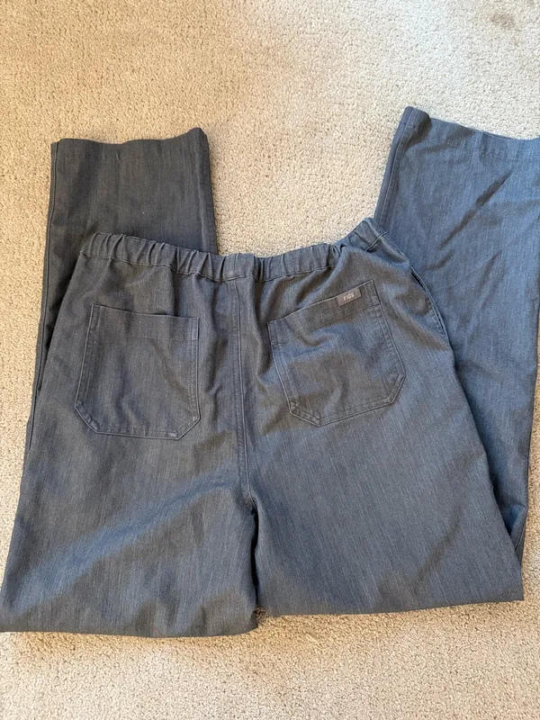 FIGS Grey Scrub Pants - Image 4