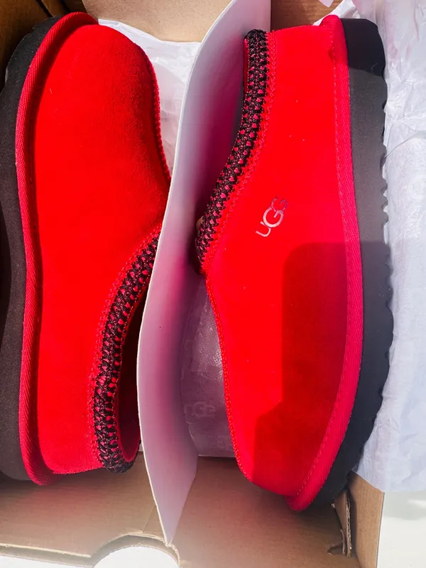 DEADSTOCK UGG Tasman II Slippers Kids 6/Womens 8 Strawberry Sorbet Samba Red♥️🔥 - Image 2