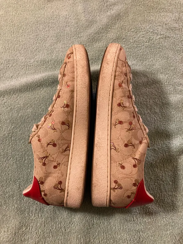 Women’s size 11B cherry design COACH New York shoes! - Image 4