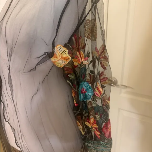 Beautiful Multi color Floral Embroidered Sheer Kimono/duster - Image 2