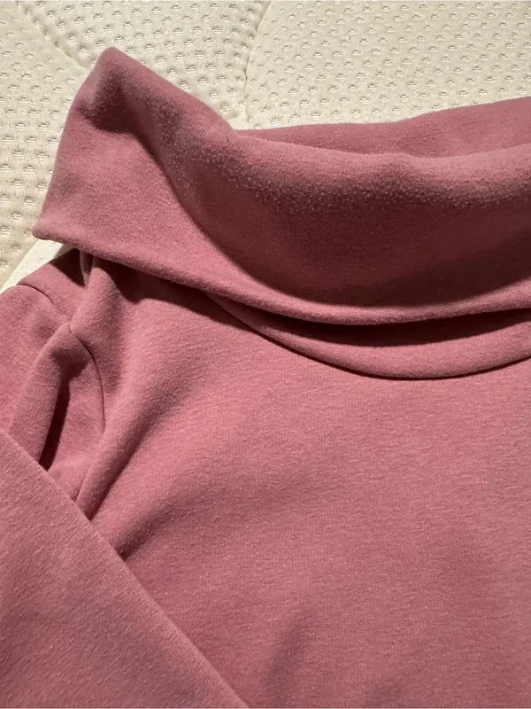 Women's Pink TurtleNeck Pullover Sweatshirt Size M - Image 3