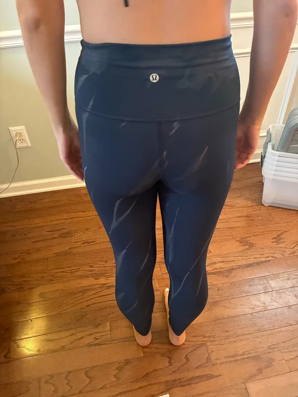 Lululemon leggings in navy tie dye - Image 3