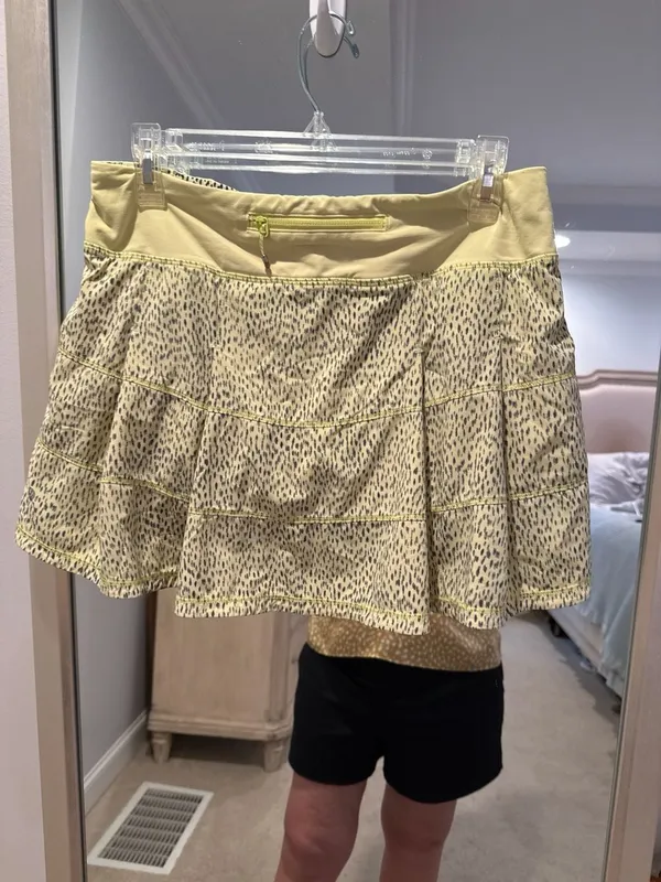 Lululemon Pace Rival Skirt II Dottie Dash Clarity Yellow Black Size 8 - Image 6