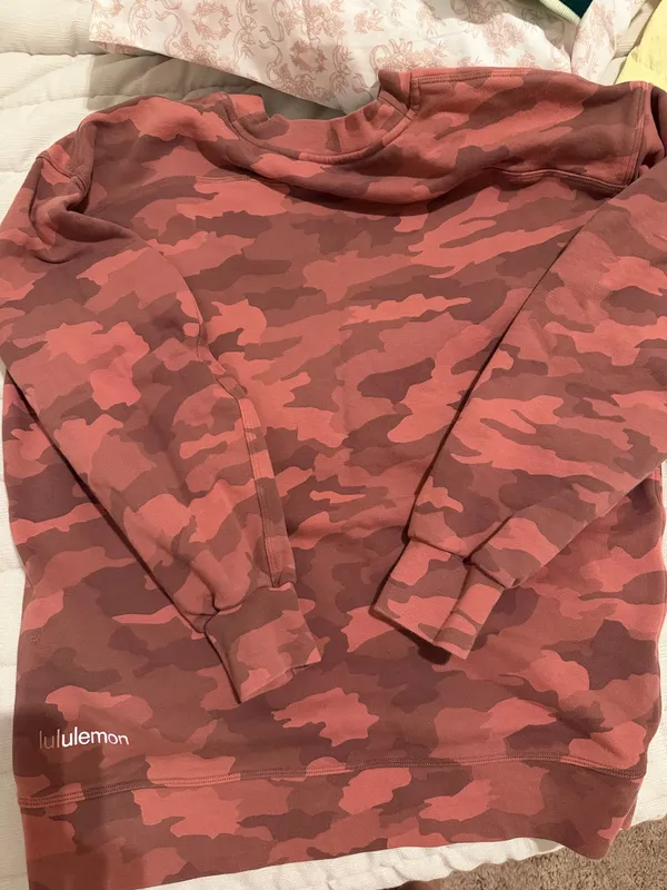 Lululemon Sweatshirt Pullover - Image 2