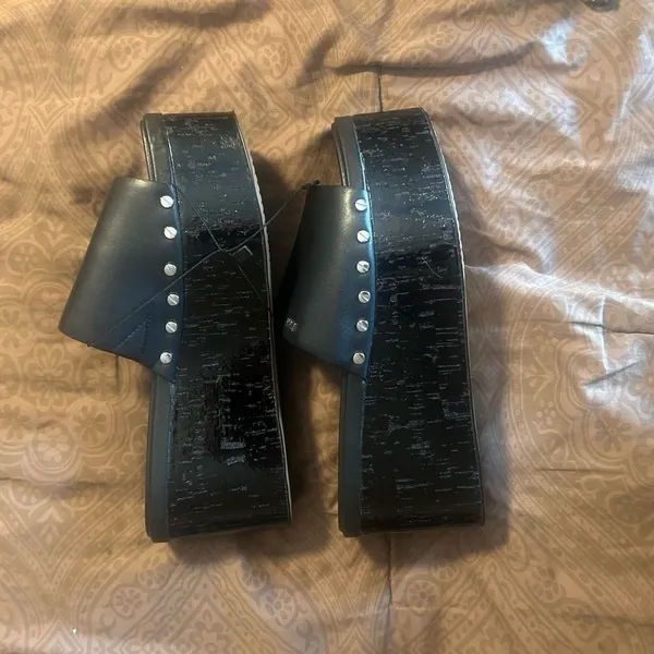 DKNY studded platform wedge - Image 2
