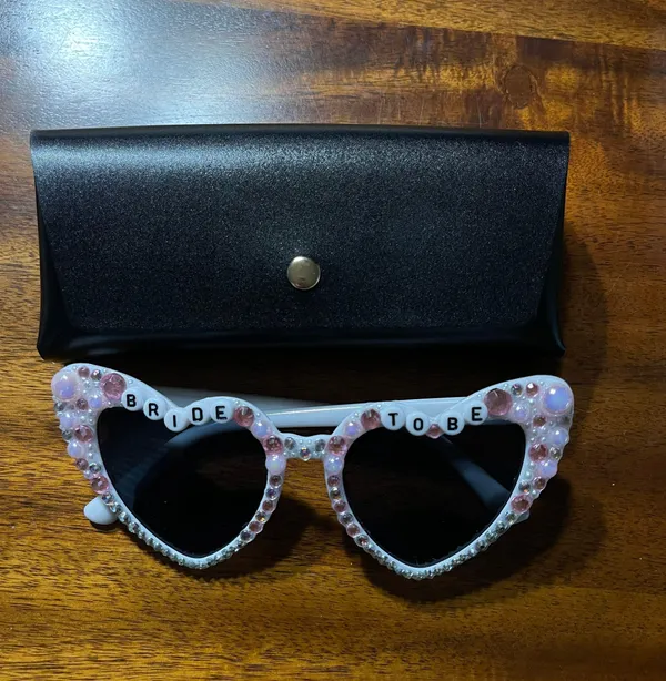 Bride To Be Sunglasses White - Image 7