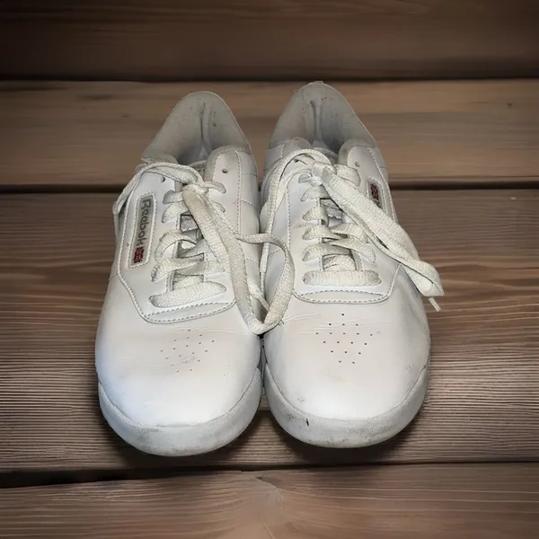 Reebok Princess Womens White Classic Retro Sneakers Shoes Size‎ 9 Low Top 1Y3501 - Image 2