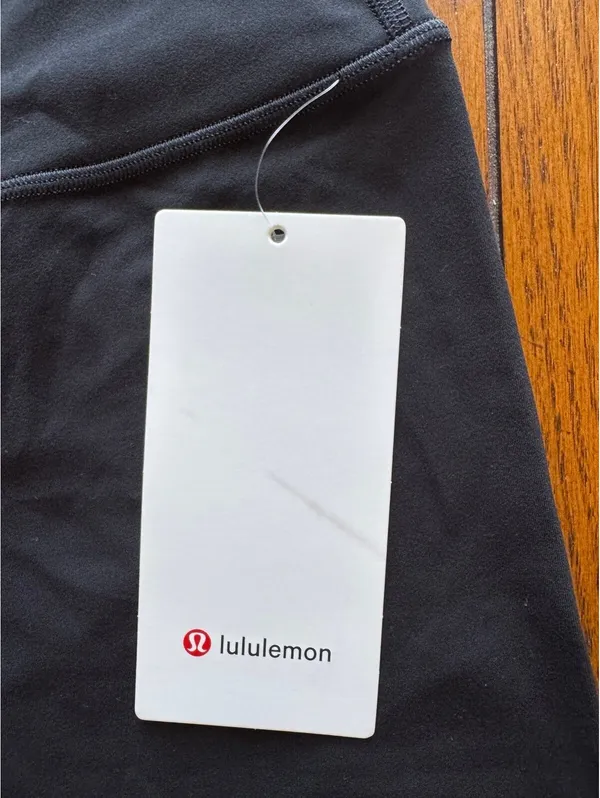 Lululemon Align High Rise 28” Black Size 6 NWT - Image 5