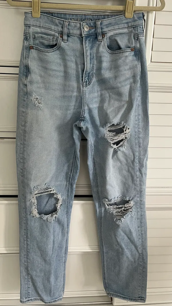 American Eagle Ripped Jeans - Image 2