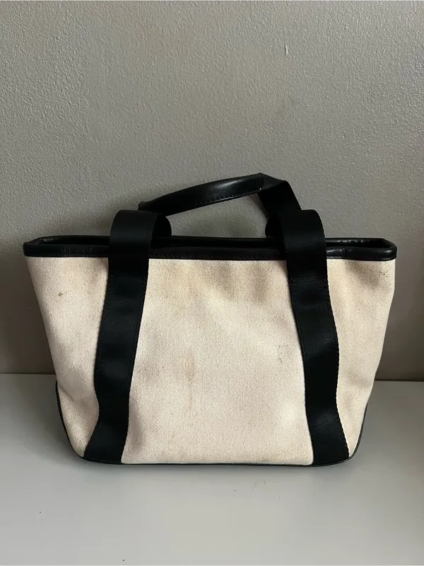 Michael Kors Small Off White Canvas Los Angeles Heart Tote Bag Black Trim Rare - Image 3
