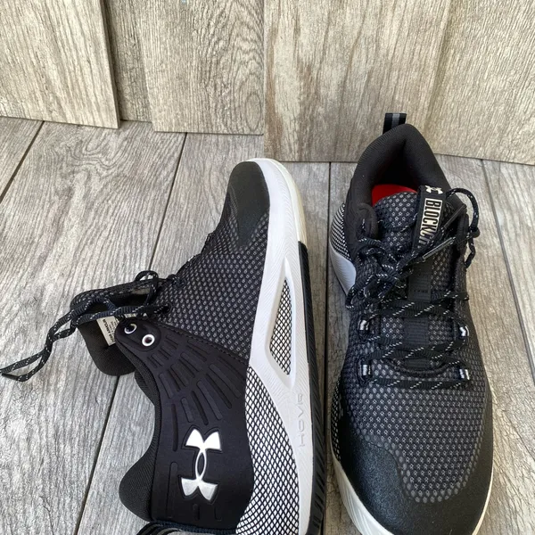 Under Armour Block City Black &White Women’s Size 11 - Image 4