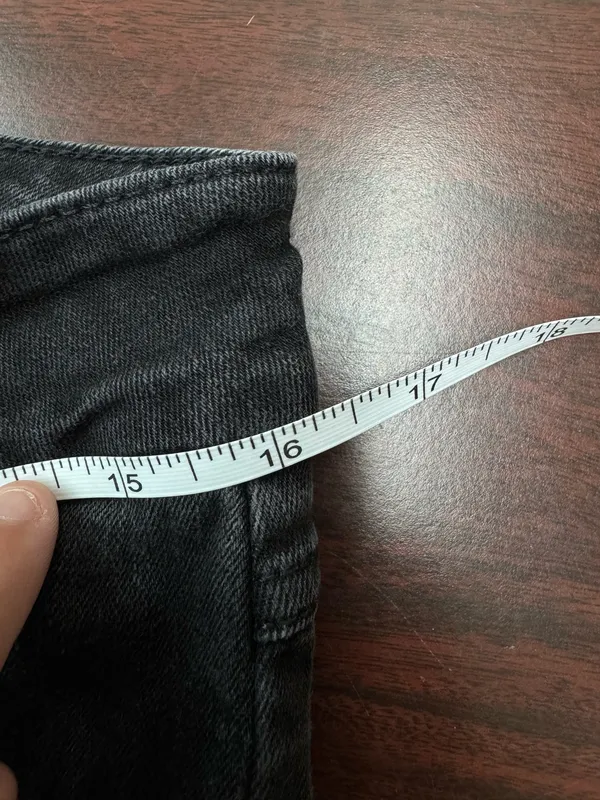 Wrangler Black Boot Cut Jeans Size 9/10x32 - Image 7