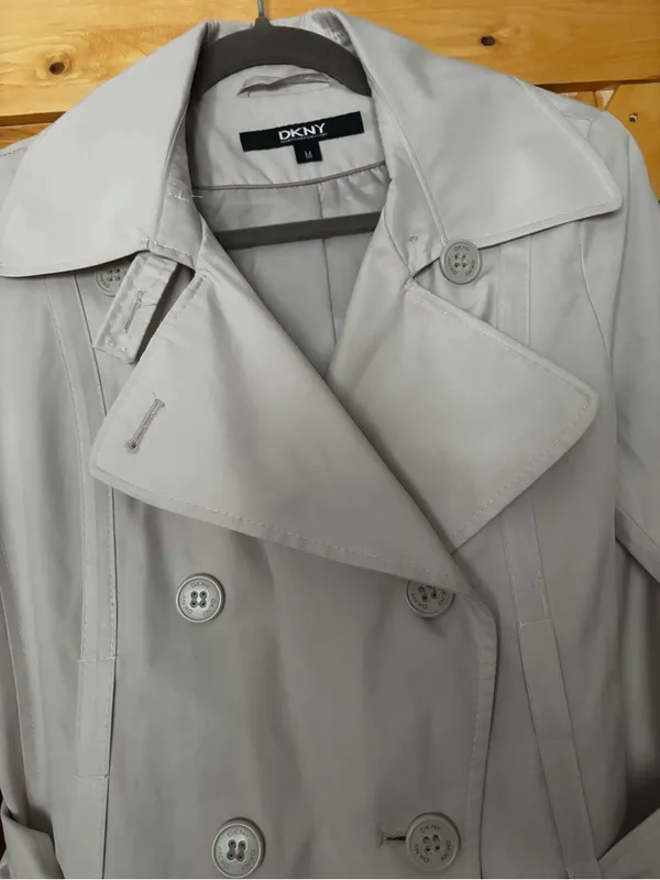 DKNY Muslin Double-Breasted Trench Coat with Belt - Size M‎ - DKNY Style 06134 - Image 14