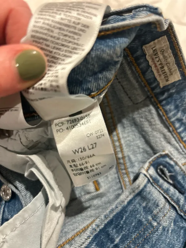 Levi’s Ribcage Straight Ankle Jeans - Image 8