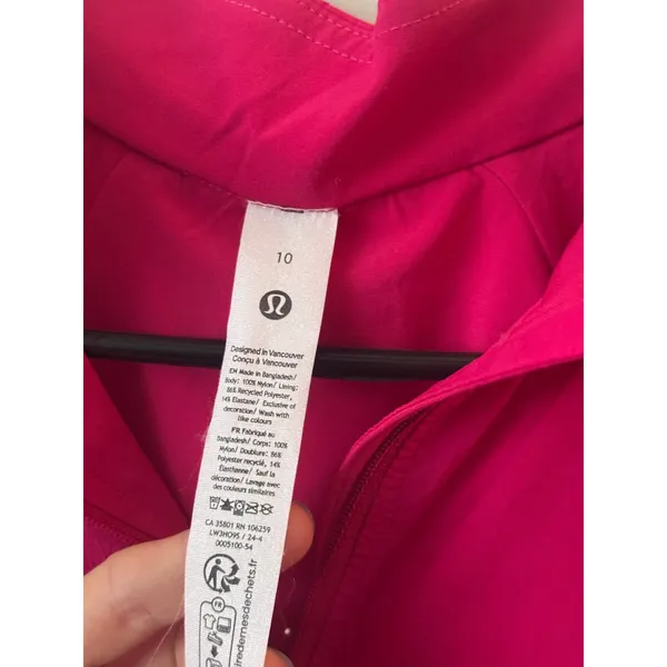 Lululemon 10 License to Train Lightweight Jacket in Passionate - Image 4