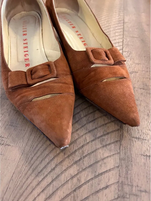 Vintage Walter Steiger Tan Suede Pointed Toe Buckle Pumps Size 7.5 Made in Italy - Image 7