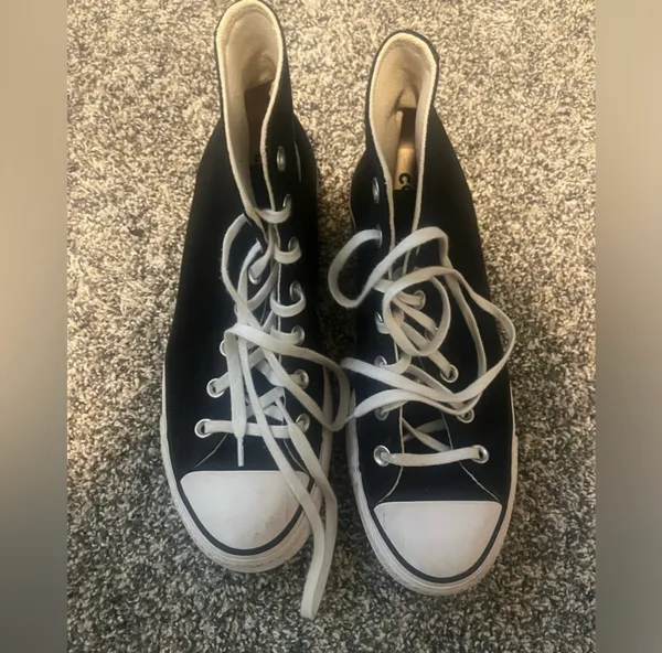Black Platform Converse - Image 2