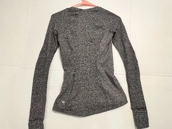 Lululemon Running shirt  - Image 2
