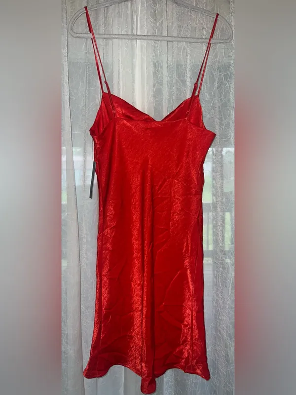 NWT Lulus red satin slip dress cowl neck going out dress medium - Image 5