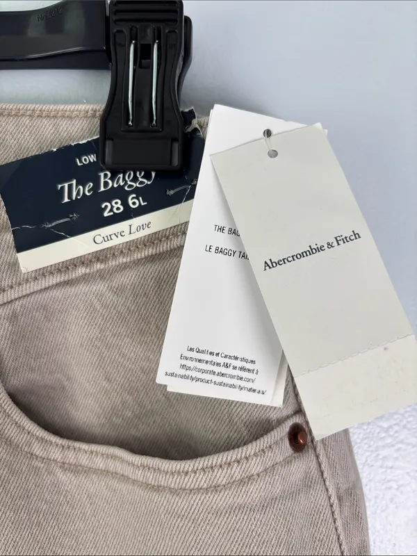 NWT Abercrombie & Fitch Curve Love Low Rise Baggy Jean Cream Color Sz 28/6 Tall - Image 4