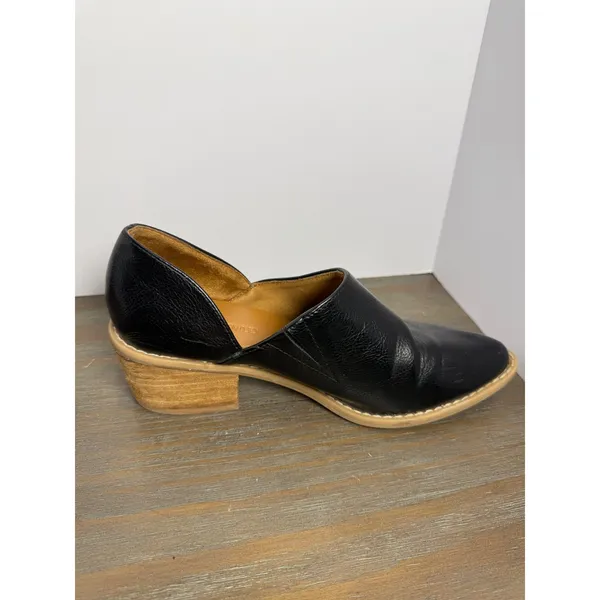 Cynthia Rowley Eddie Black Faux Leather Cutout‎ Ankle Booties 8.5 - Image 4
