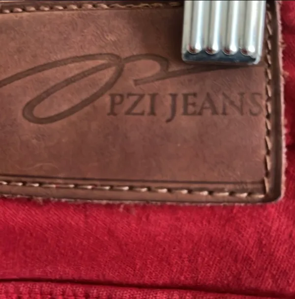 Pzie red jeans women size 6 length 38 inseam 29 rise 10 - Image 4