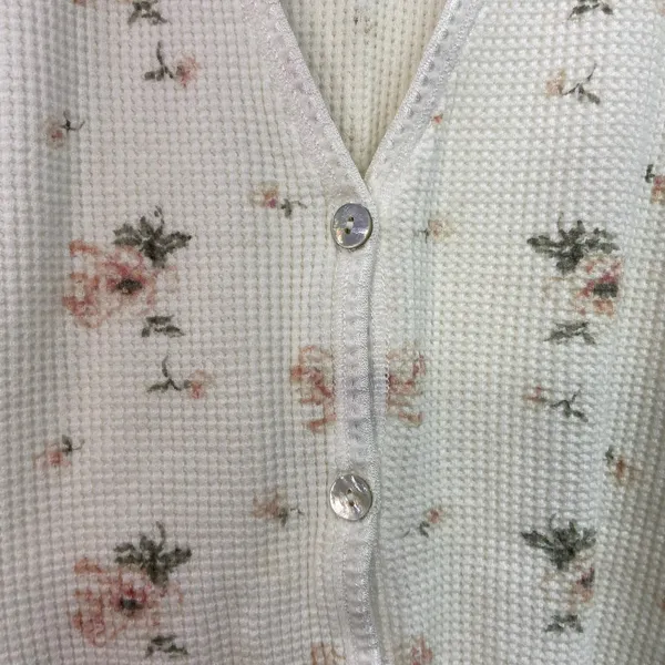 Vintage Victoria's Secret gold label cream floral waffle knit cotton button vest - Image 4