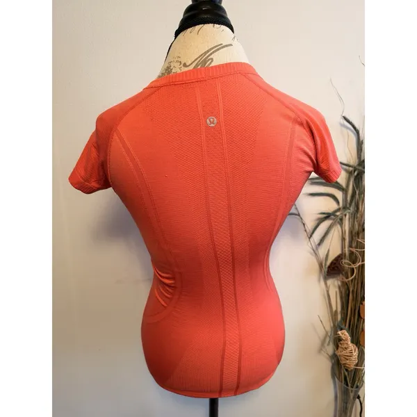 Lululemon Swiftly Tech Short Sleeve Shirt Top Orange Women's Size‎ 4 - Image 4
