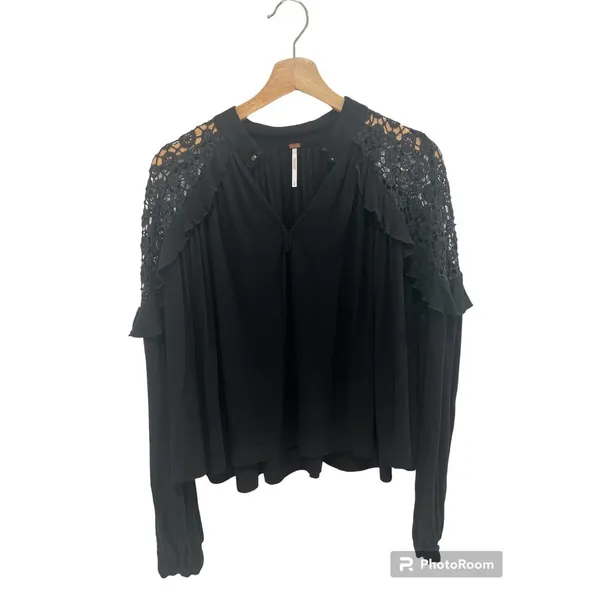 Free People Little Bit of Love Black Crochet Lace Ruffle Blouse Small - Image 3