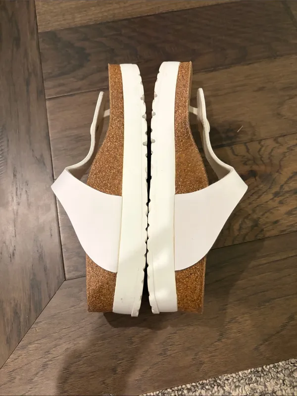 Papillion by Birkenstock Gizeh Vegan Platform Sandal Sz 38 - Image 10