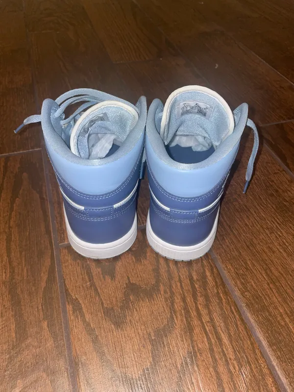 Nike Jordan Mid - Image 4