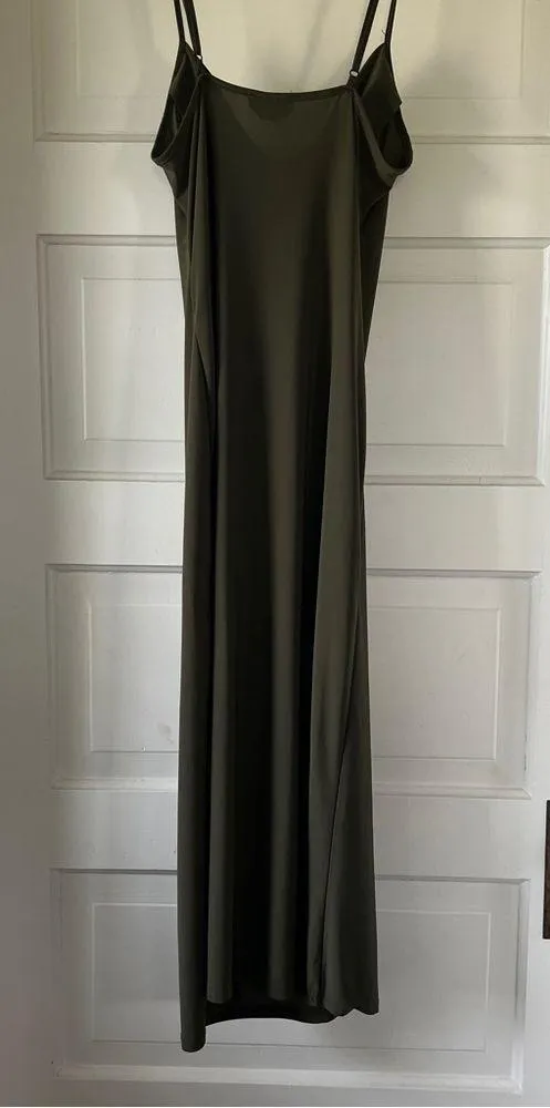 Bebe cowl neck spaghetti maxi strap dress in olive green size L - Image 4