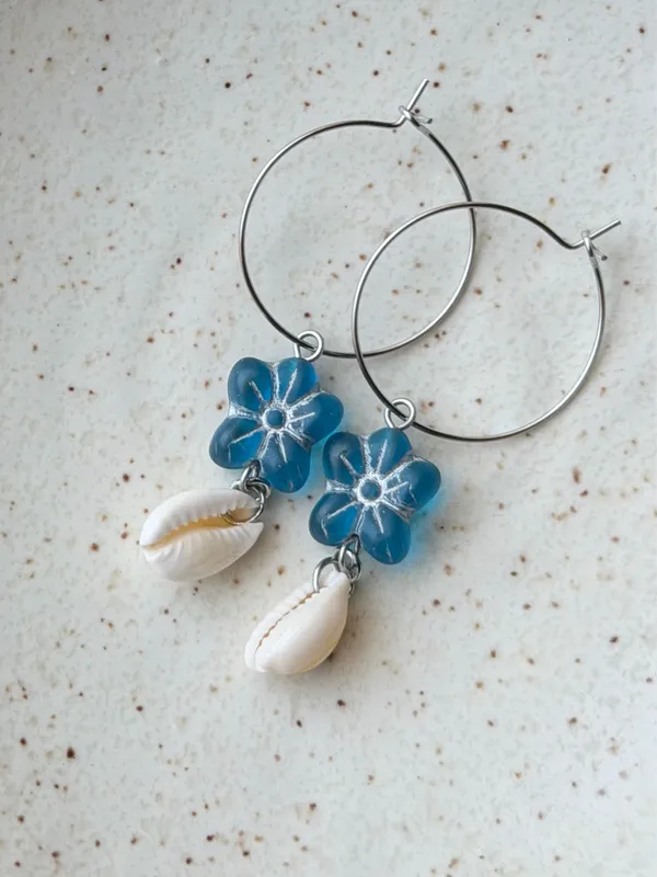 Handmade quality Czech glass flower beads & natural cowrie seashell hoop dangle earrings 🌀💕 - Image 4