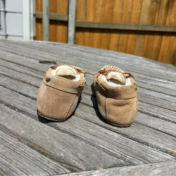 Minnetonka Fur lined Slippers Moccasins Lynda‎ Trapper Women's 5 - Image 6