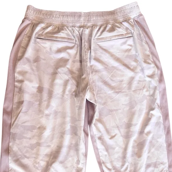 EUC Athleta Brooklyn Lined Camo Jogger Pants Shasta Purple Size 14 Tall - Image 13