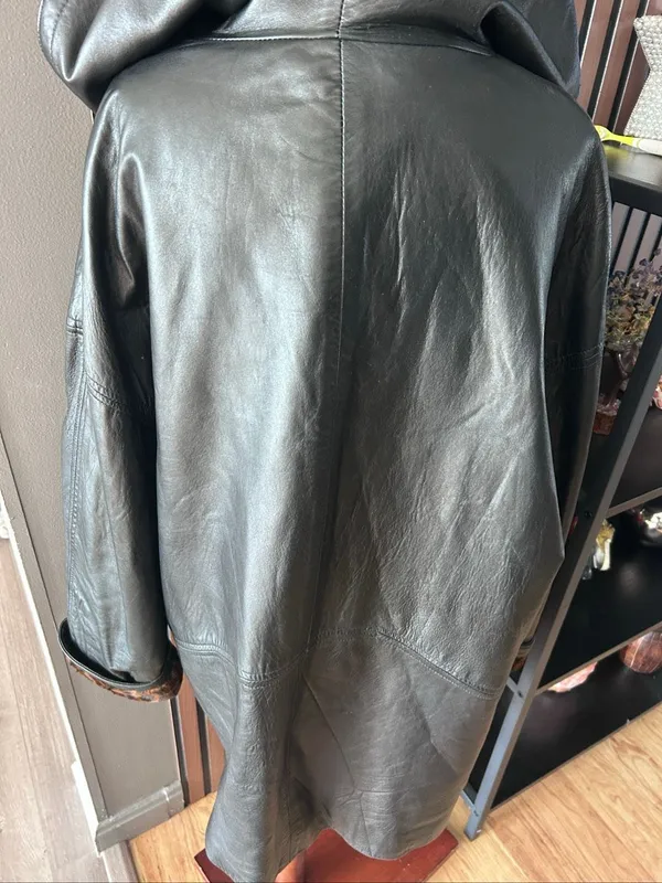 LIMITED London Paris New York leather black jacket soft sz M w hood faux fur - Image 4