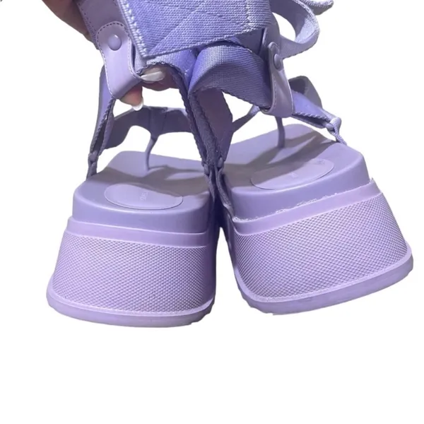 Size 9.5 CHARLES & KEITH JOSS ANKLE-STRAP FLATFORM THONG SANDAL - Image 4