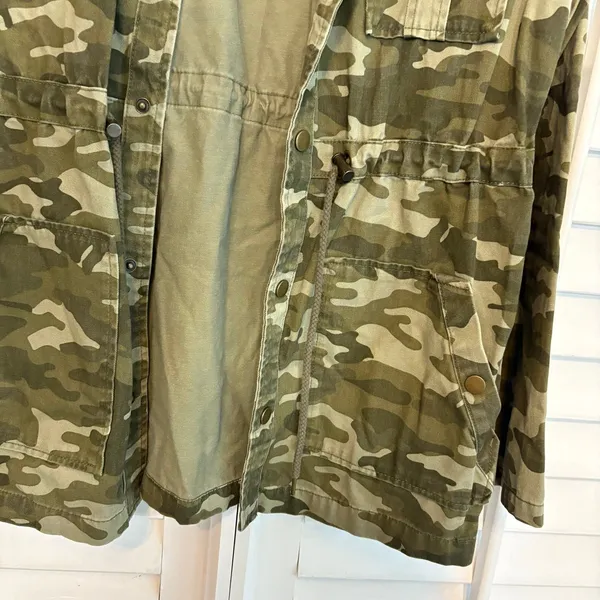 Arizona Green Camo Jacket Size Medium‎ - Image 4
