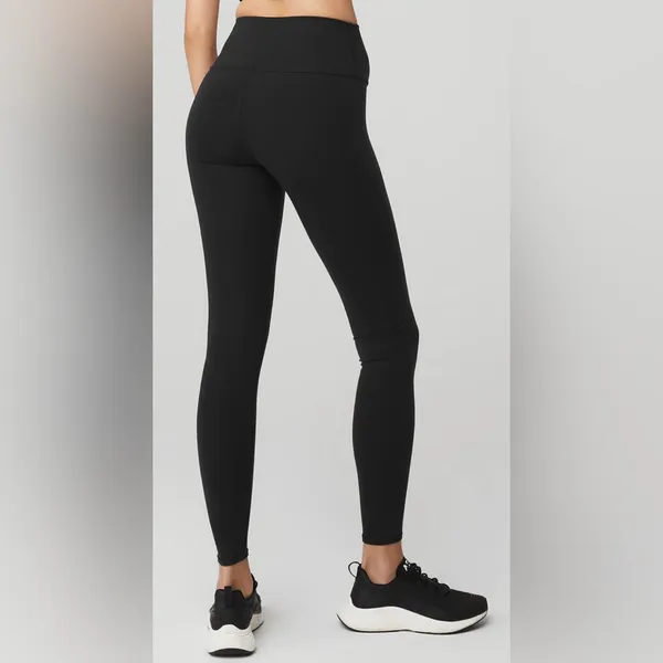 Alo Yoga NWOT High Waisted Airbrush Leggings Black Size XS - Image 5