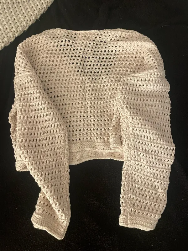 Francesca's Cropped Sweater - Image 3