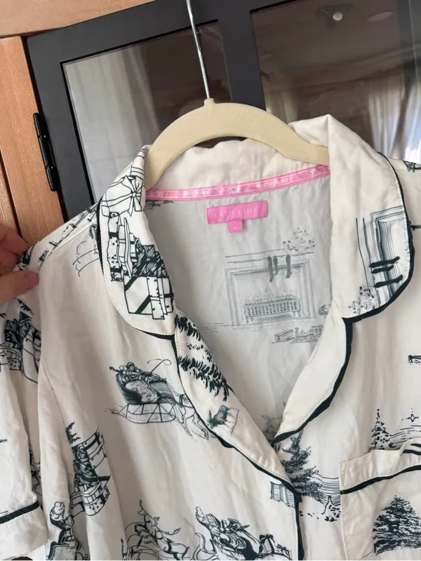 Katie Kime toile print holidays christmas winter pajamas top shirt short sleeve - Image 3