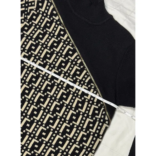 Women’s Beige Knit Sweater Pullover Long Sleeve Zipper‎ Casual Small - Image 6