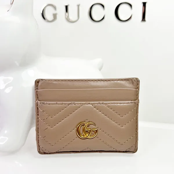 Gucci Marmont GG Chevron Calfskin Leather Card Case - Image 2
