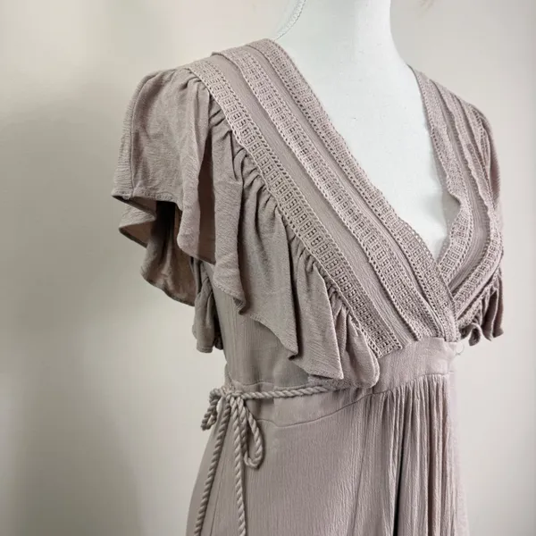Baltic Born Jennifer Deep V Maxi Dress Small Taupe Crochet Flutter Sleeve Boho L - Image 11