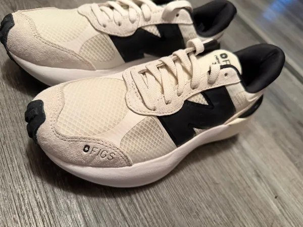 Figs new balance shoes - Image 2