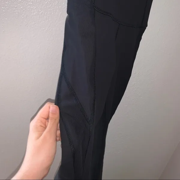 Lululemon‎ Make A Move Tight Size 4 - Image 6